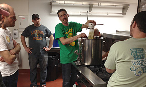 Post image for The Perch hires Chandler home brewer Andrew Bauman to run nanobrewery
