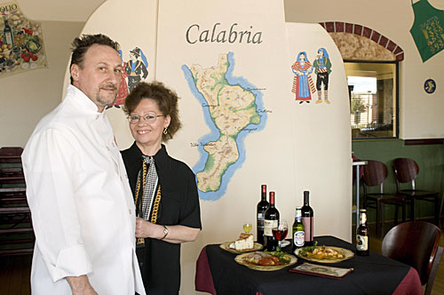 Post image for Italian restaurant La Calabria closes in Gilbert, may reopen in new location