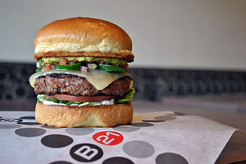 Post image for Burger 21’s Valley locations close after local franchisee passes away