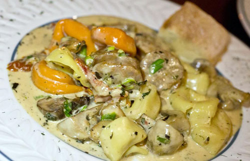 Post image for This weekâ€™s â€˜Taste of Romeoâ€™sâ€™ menu: Salmon de Provance & Tortellini Gianni