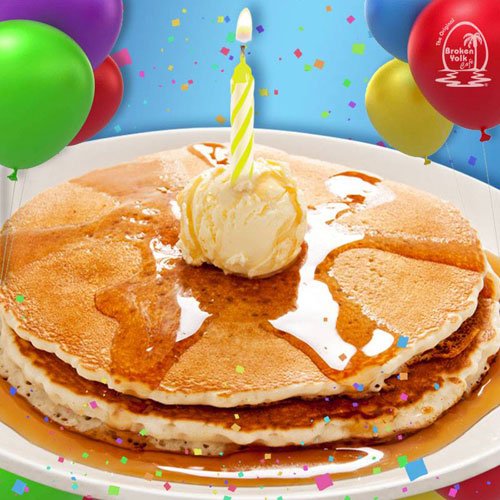 Post image for Broken Yolk in Mesa celebrates 1st year with $1 pancakes today & Wednesday