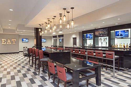 Post image for Holiday Inns are rolling out burger & beer bars, including one near Sky Harbor in March
