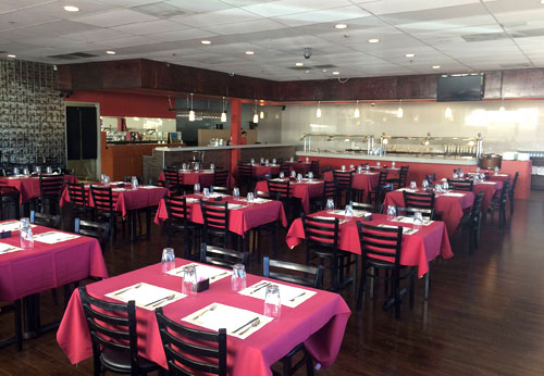 Post image for Former India Gate owners open New India Gate in west Chandler