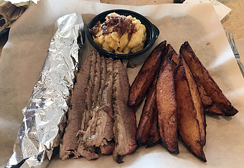 Post image for Gilbert’s barbecue binge continues with opening of Arizona BBQ Company