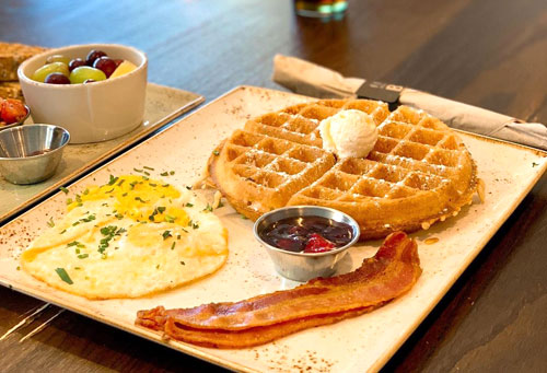 Watts: First Watch – A unique creative breakfast/lunch awaits